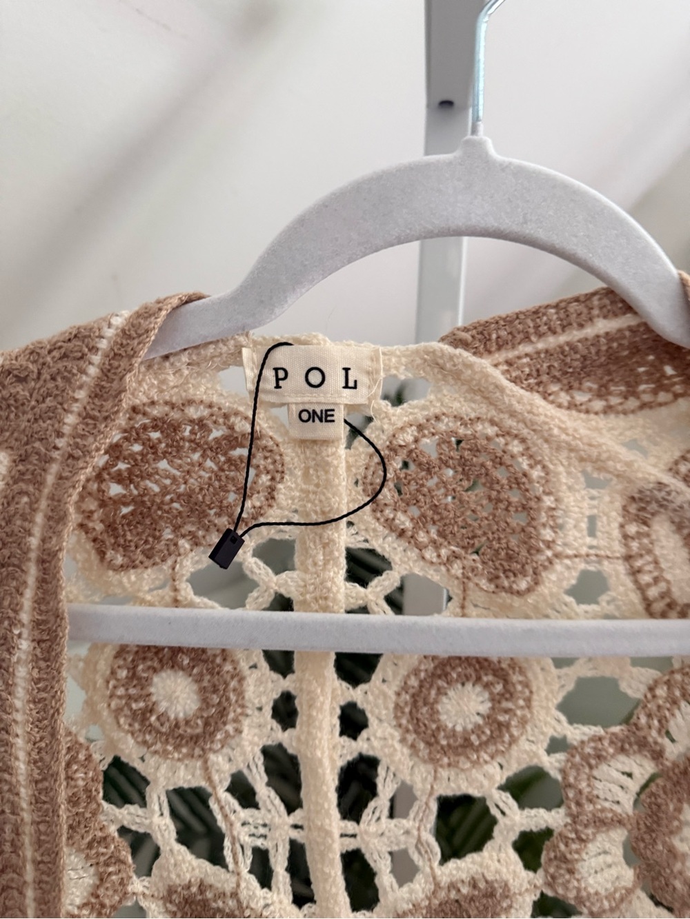 POL Crochet Flyaway Cardigan - One Size - Picture 3 of 3